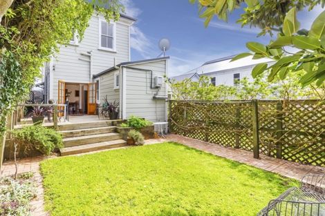 Photo of property in 69 Brougham Street, Mount Victoria, Wellington, 6011
