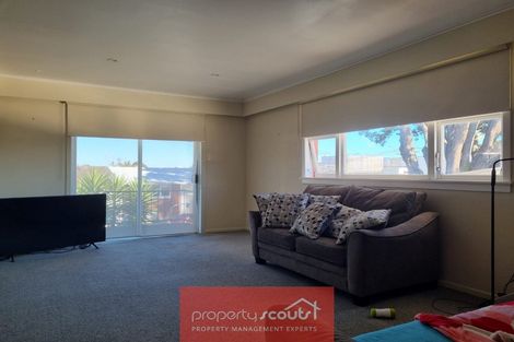 Photo of property in 1a Duke Place, New Plymouth, 4310