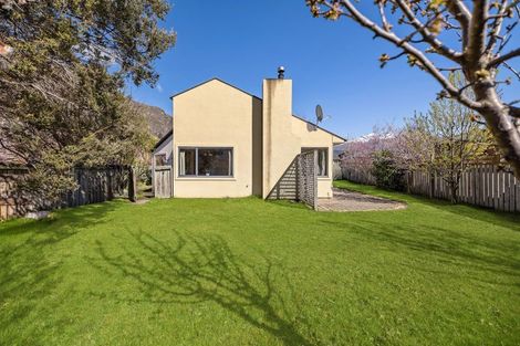 Photo of property in 3 Juniper Place, Frankton, Queenstown, 9300