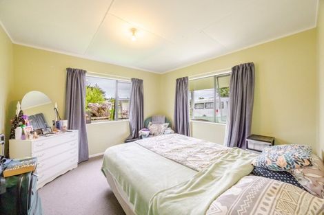 Photo of property in 19 Dundas Street, Porangahau, 4293
