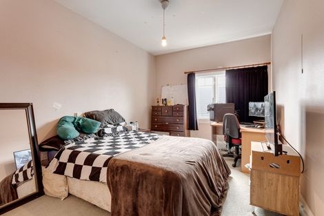 Photo of property in 23 Straven Road, Riccarton, Christchurch, 8011