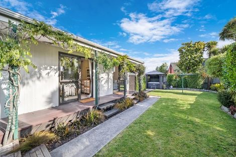 Photo of property in 11 Townshend Crescent, Halswell, Christchurch, 8025