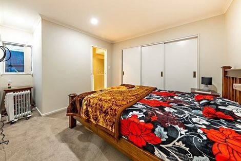 Photo of property in 55c Senator Drive, Manurewa, Auckland, 2105