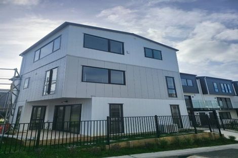 Photo of property in 2 Dotterel Place, Westgate, Auckland, 0614