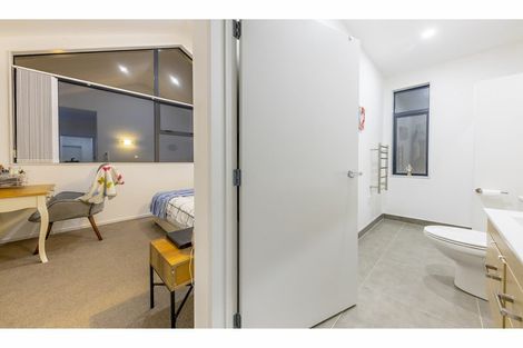 Photo of property in 49 Battalion Drive, Papakura, 2110