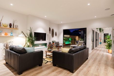 Photo of property in 17 Neidpath Road, Mornington, Dunedin, 9011