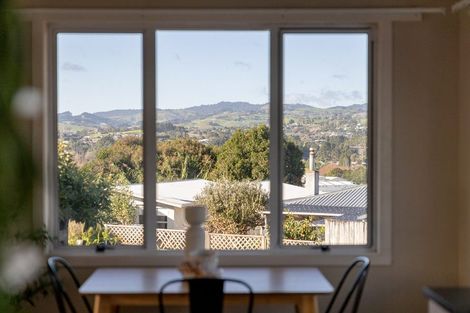 Photo of property in 2 Argyll Road, Greerton, Tauranga, 3112