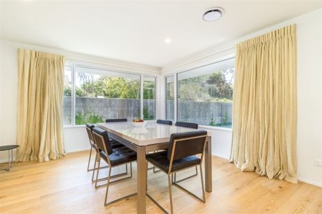 Photo of property in 43 Waiwetu Street, Fendalton, Christchurch, 8052