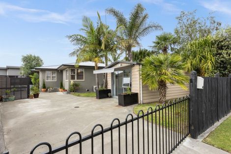 Photo of property in 41 Merton Crescent, Pirimai, Napier, 4112