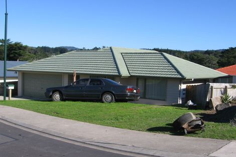 Photo of property in 76 View Ridge Drive, Ranui, Auckland, 0612