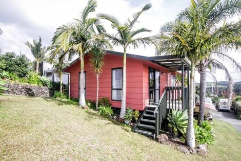 Photo of property in 14 Falls View Road, Haruru, 0204