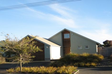 Photo of property in 120 Lonsdale Street, New Brighton, Christchurch, 8083