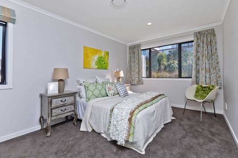 Photo of property in 5 Shelby Place, Long Bay, Auckland, 0630