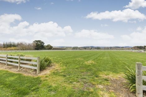 Photo of property in 2 Pheasant Lane, Aokautere, 4471