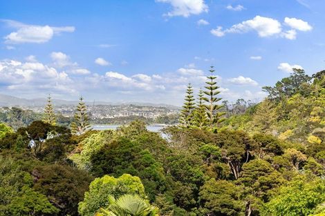 Photo of property in 26 Hale Crescent, Bayview, Auckland, 0629