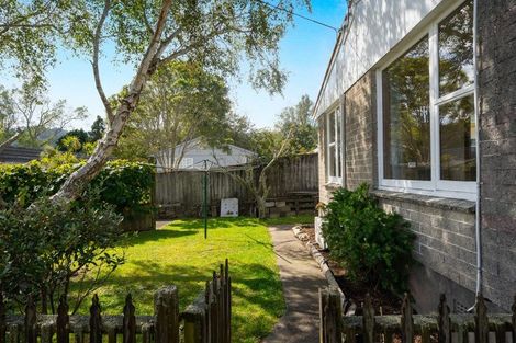 Photo of property in 6-8 Young Grove, Stokes Valley, Lower Hutt, 5019