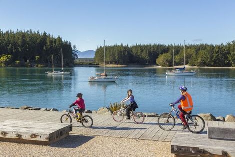 Photo of property in 19 Goddard Road, Tasman, Upper Moutere, 7173