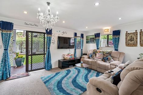 Photo of property in 1/93 Coronation Road, Mangere Bridge, Auckland, 2022