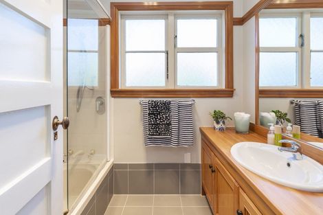 Photo of property in 1/56 Kotare Street, Fendalton, Christchurch, 8041