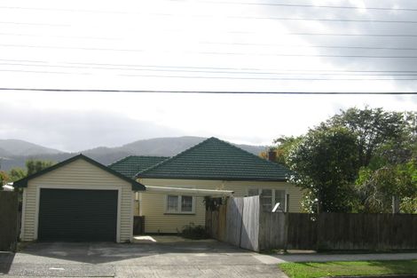 Photo of property in 43 Heretaunga Square, Silverstream, Upper Hutt, 5019