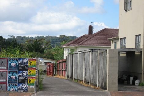 Photo of property in 1088 Great North Road, Point Chevalier, Auckland, 1022