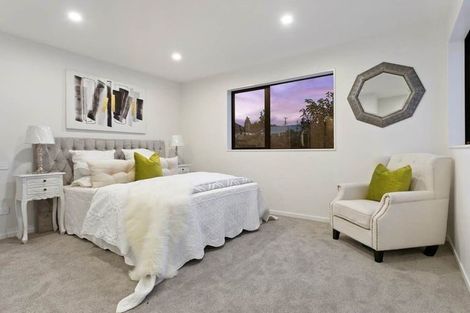 Photo of property in 1d Valron Road, Te Atatu South, Auckland, 0602