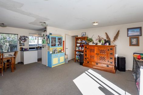 Photo of property in 121 Te Tutu Street, Whangamata, 3691