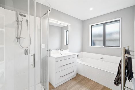 Photo of property in 10 Doppler Place, Wigram, Christchurch, 8042