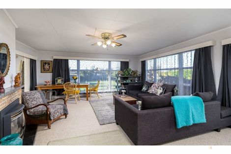 Photo of property in 15 Rugby Street, Waimate, 7924