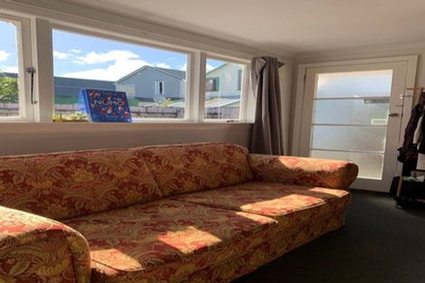 Photo of property in 16 Normanby Street, Newtown, Wellington, 6021