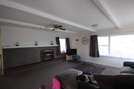 Photo of property in 75 Robinson Avenue, Holdens Bay, Rotorua, 3010