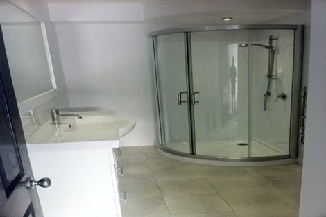 Photo of property in 58 Miromiro Road, Normandale, Lower Hutt, 5010