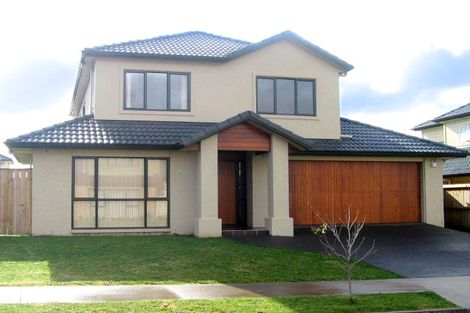 Photo of property in 20 Walter Haddrell Crescent, Flat Bush, Auckland, 2016