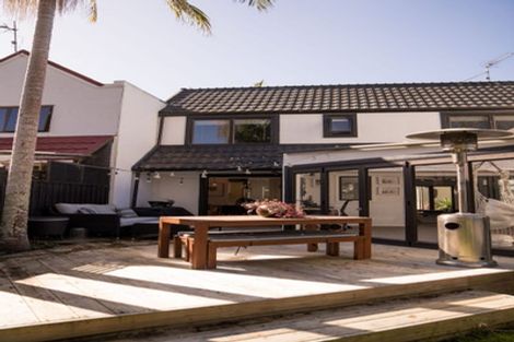 Photo of property in 17 Wimbledon Way, Remuera, Auckland, 1050
