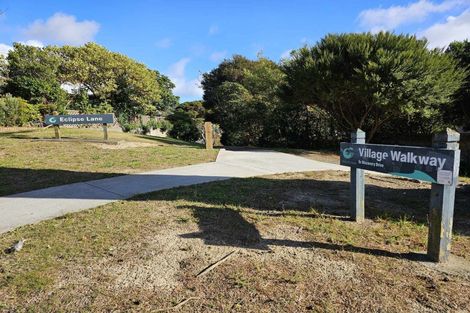 Photo of property in 8 Eclipse Lane, Whitby, Porirua, 5024