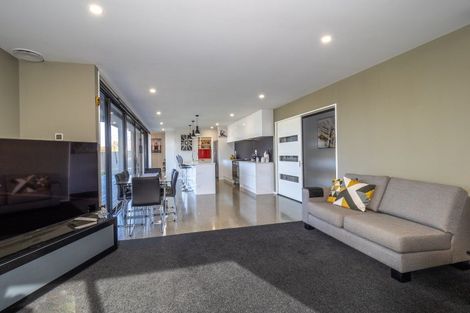 Photo of property in 8 Halston Close, Huntingdon, Ashburton, 7774