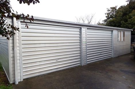 Photo of property in 2 Gloucester Street, Takaro, Palmerston North, 4412