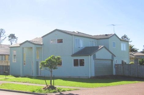 Photo of property in 42 San Valentino Drive, Henderson, Auckland, 0612