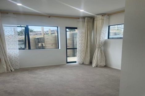 Photo of property in 22 Annmarie Avenue, Totara Park, Auckland, 2019