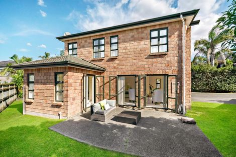 Photo of property in 3a Seacrest Drive, West Harbour, Auckland, 0618