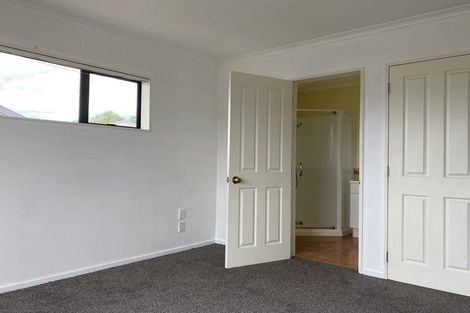 Photo of property in 227 Triangle Road, Massey, Auckland, 0614