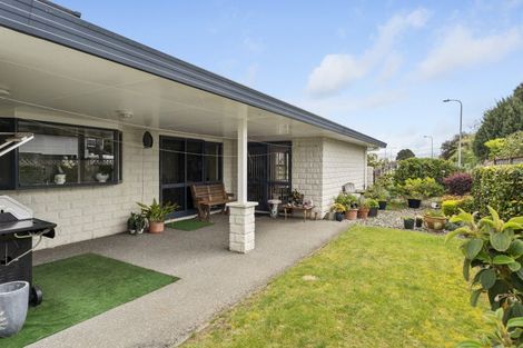 Photo of property in 14 Brookfield Place, Paraparaumu, 5032