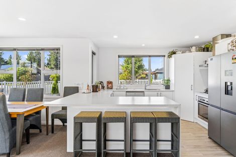 Photo of property in 18 Finch Street, Albert Town, Wanaka, 9305