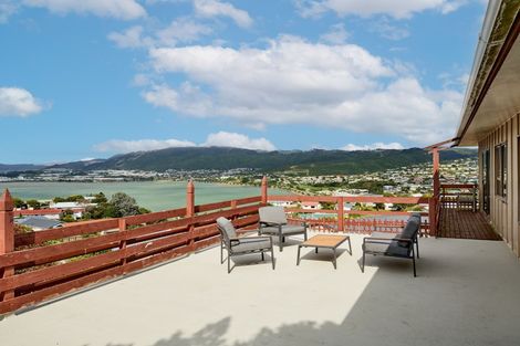 Photo of property in 10 Finn Place, Titahi Bay, Porirua, 5022
