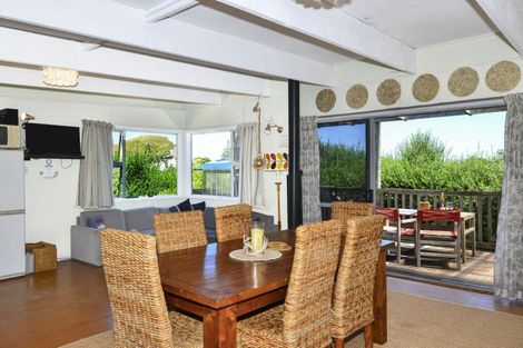 Photo of property in 20 Kahawai Street, Mahia, 4198