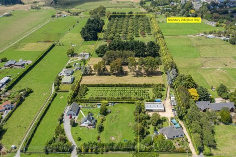 Photo of property in 214 Kawiu Road, Levin, 5510