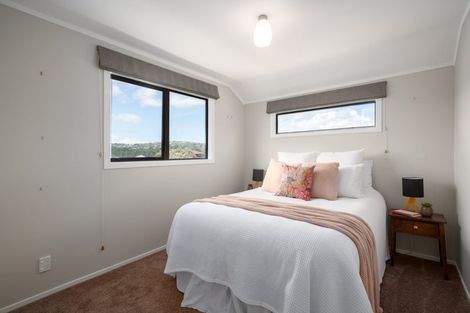 Photo of property in 14 Aintree Grove, Churton Park, Wellington, 6037