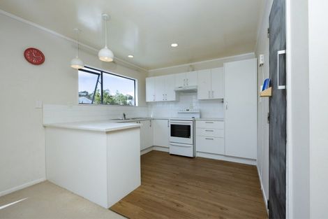 Photo of property in 1/16 Maywood Crescent, Glen Eden, Auckland, 0602