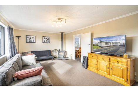 Photo of property in 62 Dipton Street, Kingswell, Invercargill, 9812