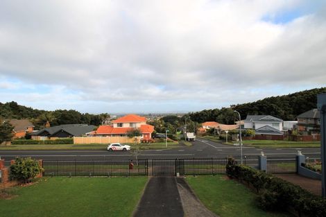 Photo of property in 99 Eugenia Rise, Totara Heights, Auckland, 2105